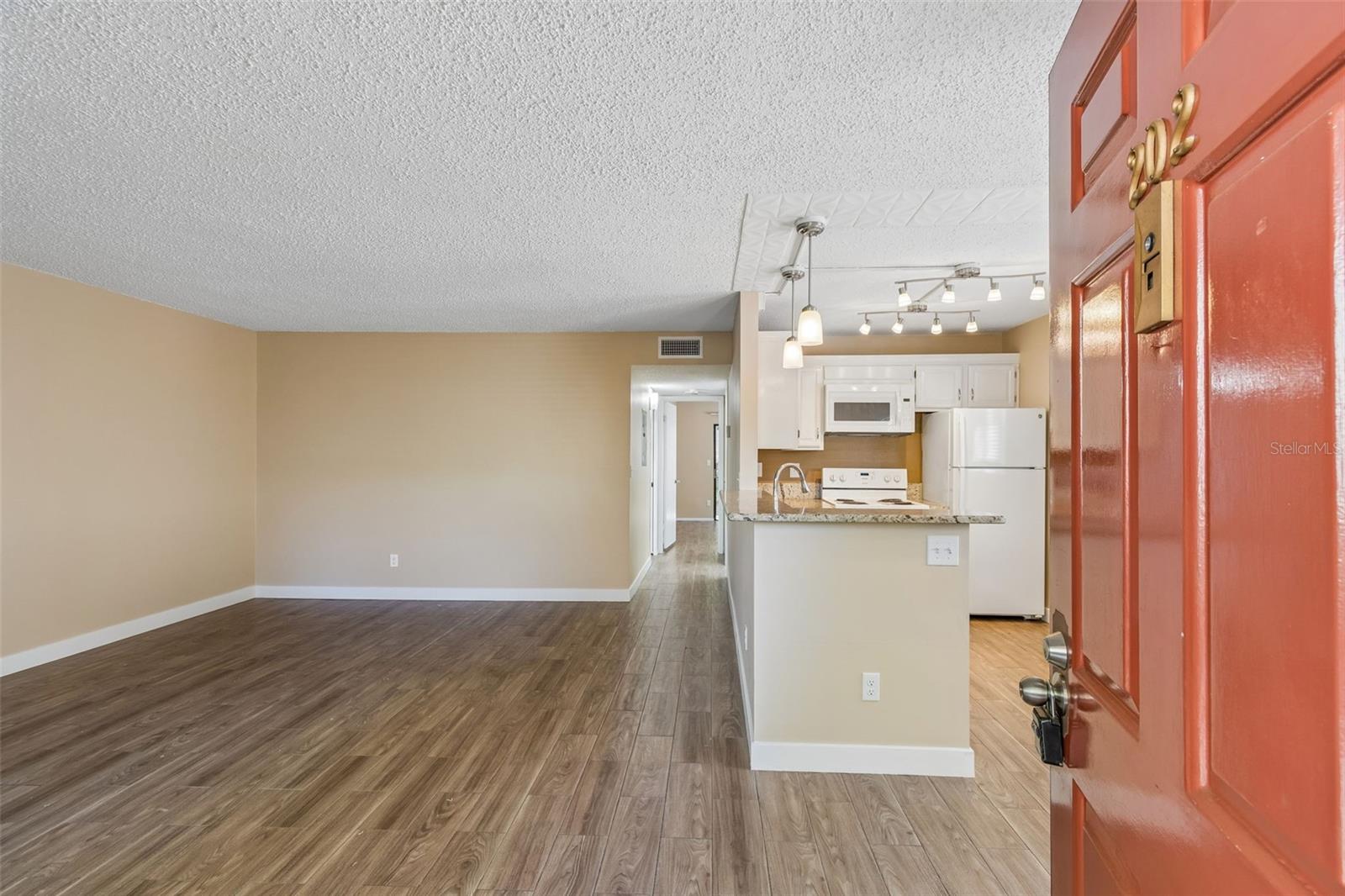 FOX CHASE WEST CONDO - Residential Lease