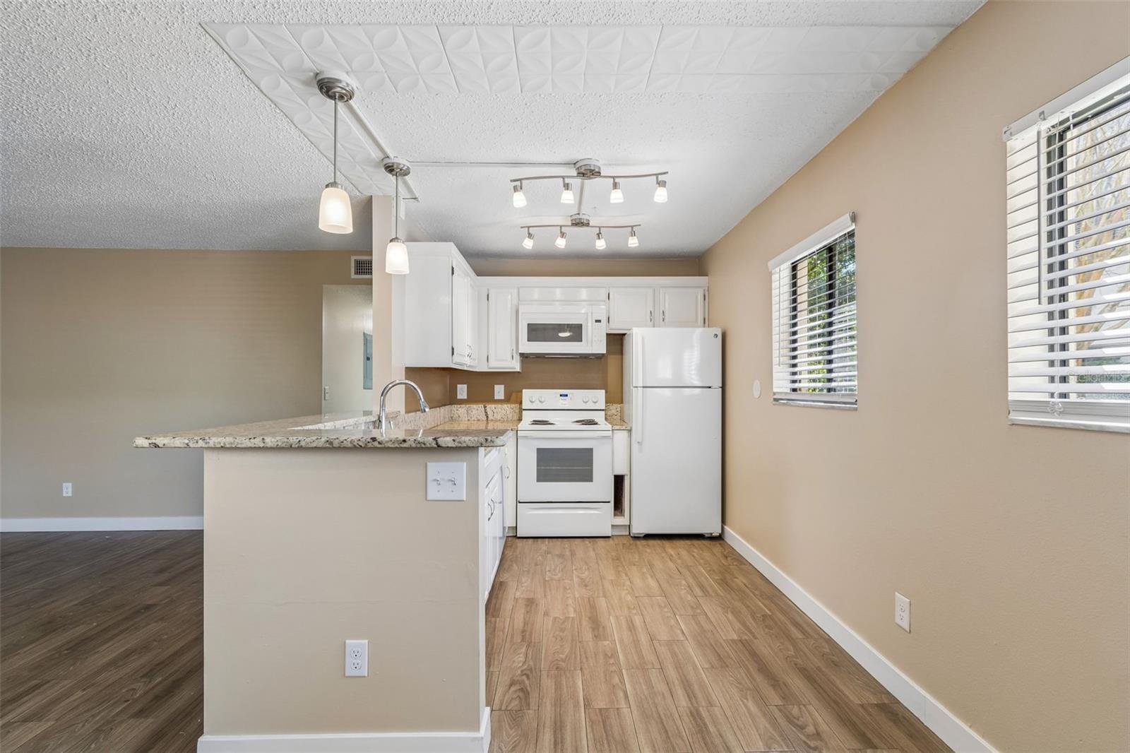 FOX CHASE WEST CONDO - Residential Lease