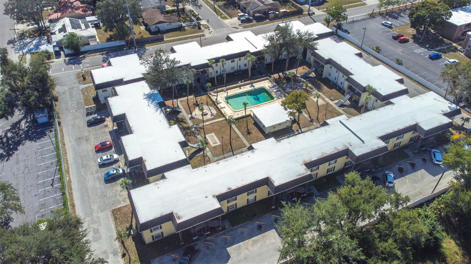 ROSEWOOD GARDENS A CONDONMINIU - Residential