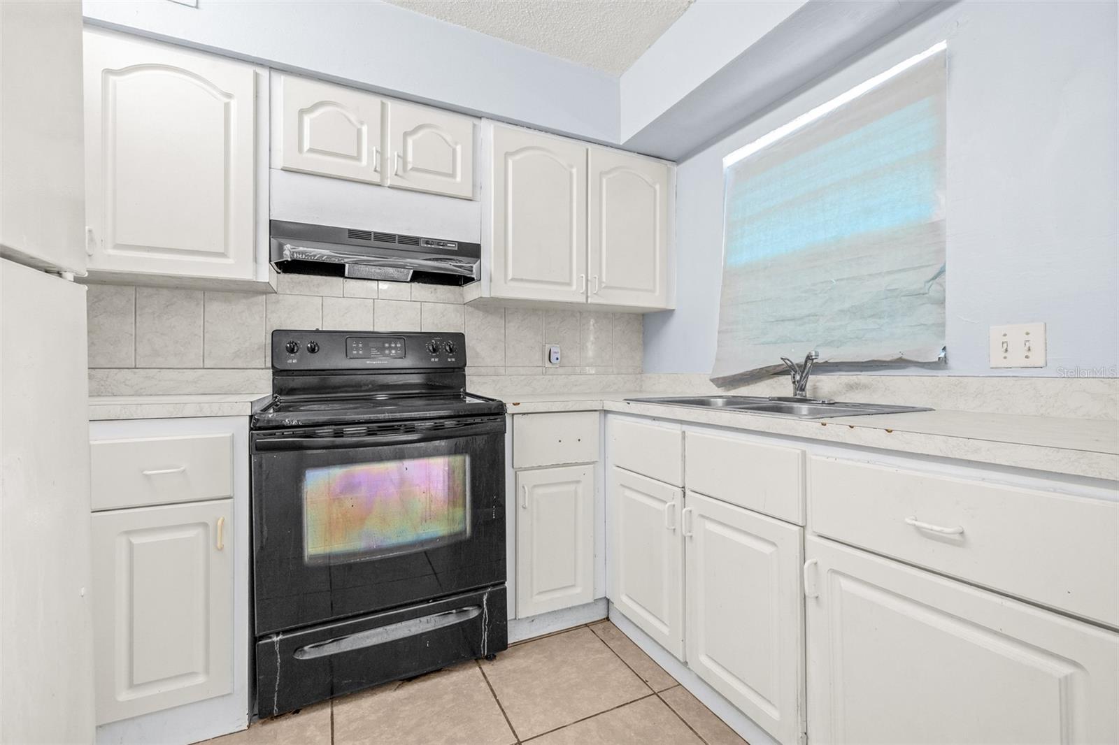 ROSEWOOD GARDENS A CONDONMINIU - Residential