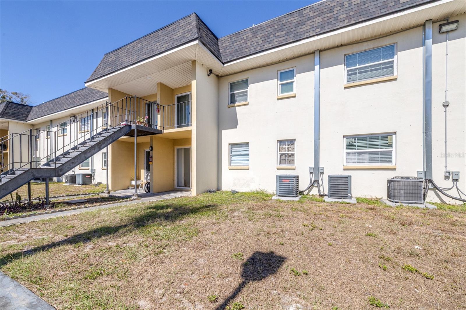 ROSEWOOD GARDENS A CONDONMINIU - Residential