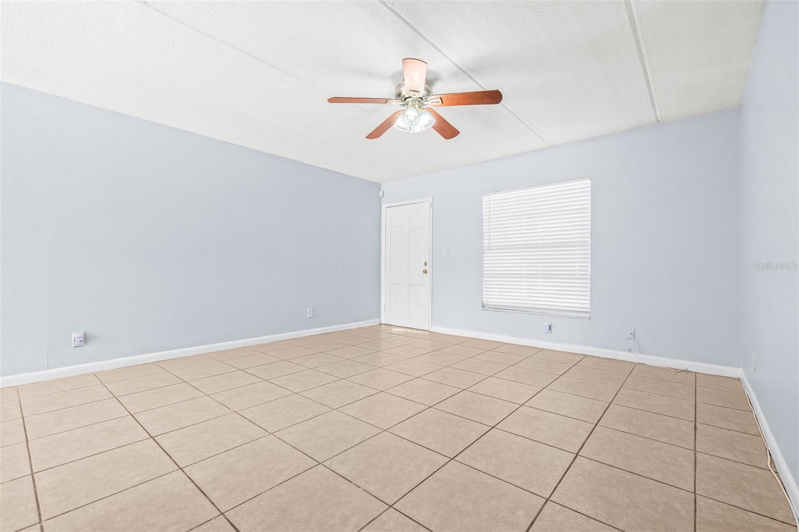 ROSEWOOD GARDENS A CONDONMINIU - Residential