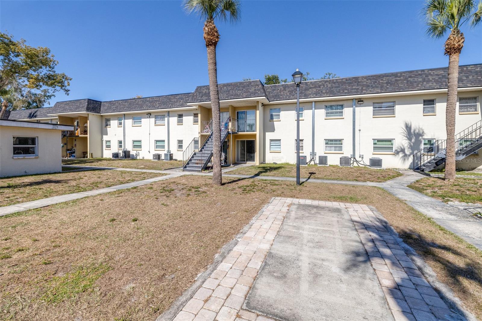 ROSEWOOD GARDENS A CONDONMINIU - Residential