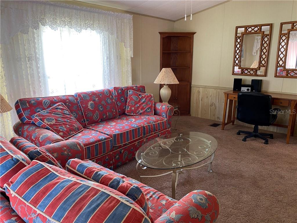 RIDGEWOOD MEADOWS CONDO PH I - Residential Lease