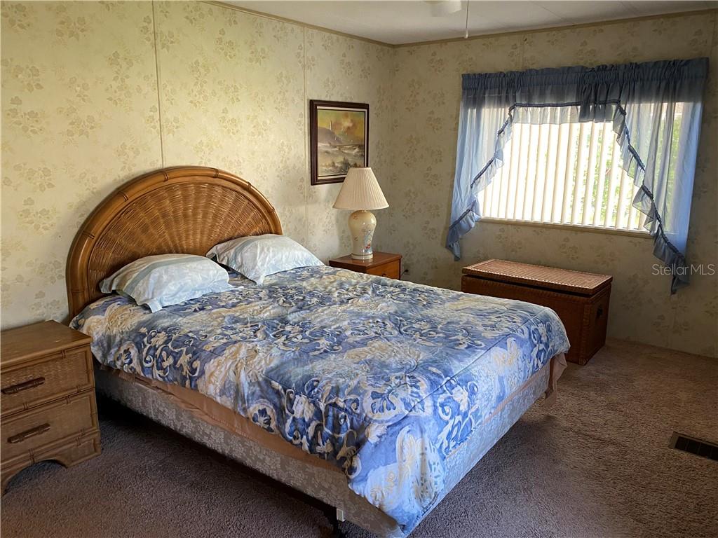 RIDGEWOOD MEADOWS CONDO PH I - Residential Lease