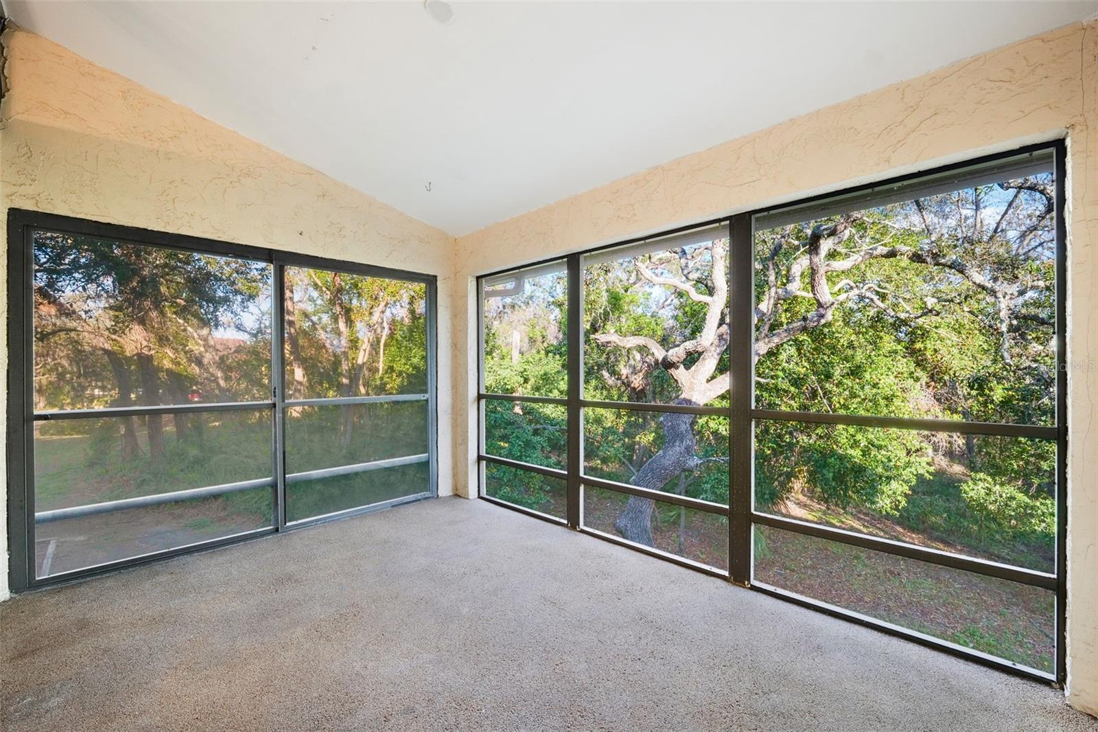 FOREST LAKE CONDO - Residential Lease