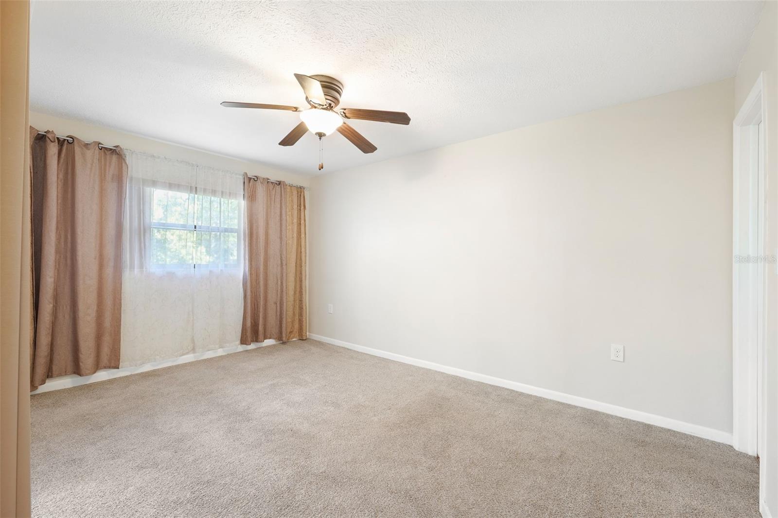 FOREST LAKE CONDO - Residential Lease