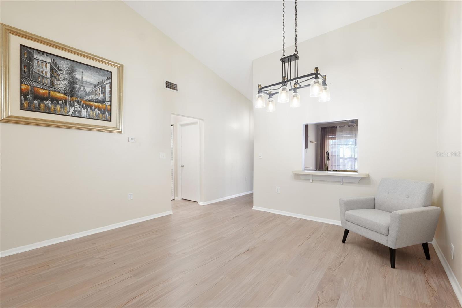 FOREST LAKE CONDO - Residential Lease