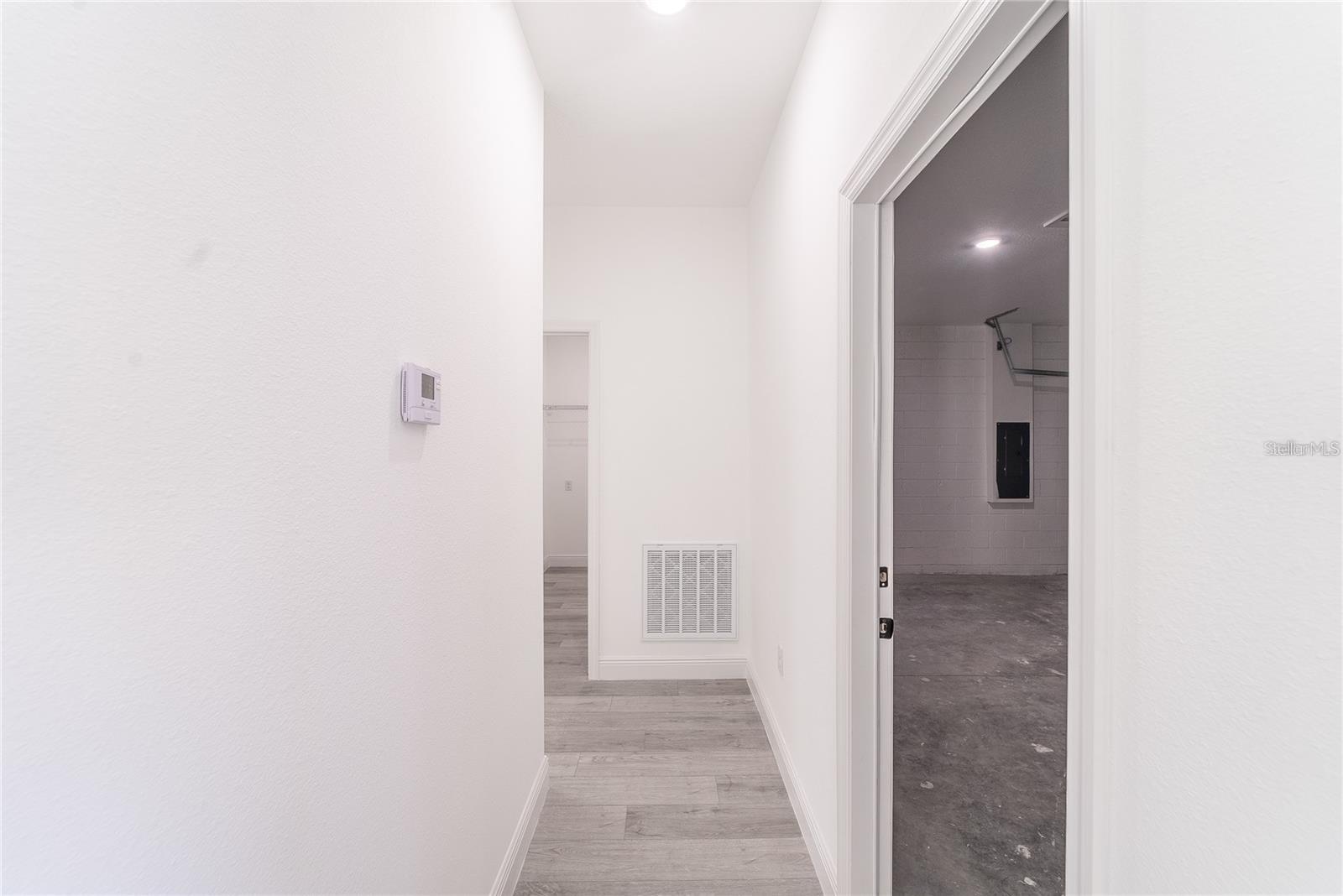 CITRUS SPGS UNIT 04 - Residential Lease