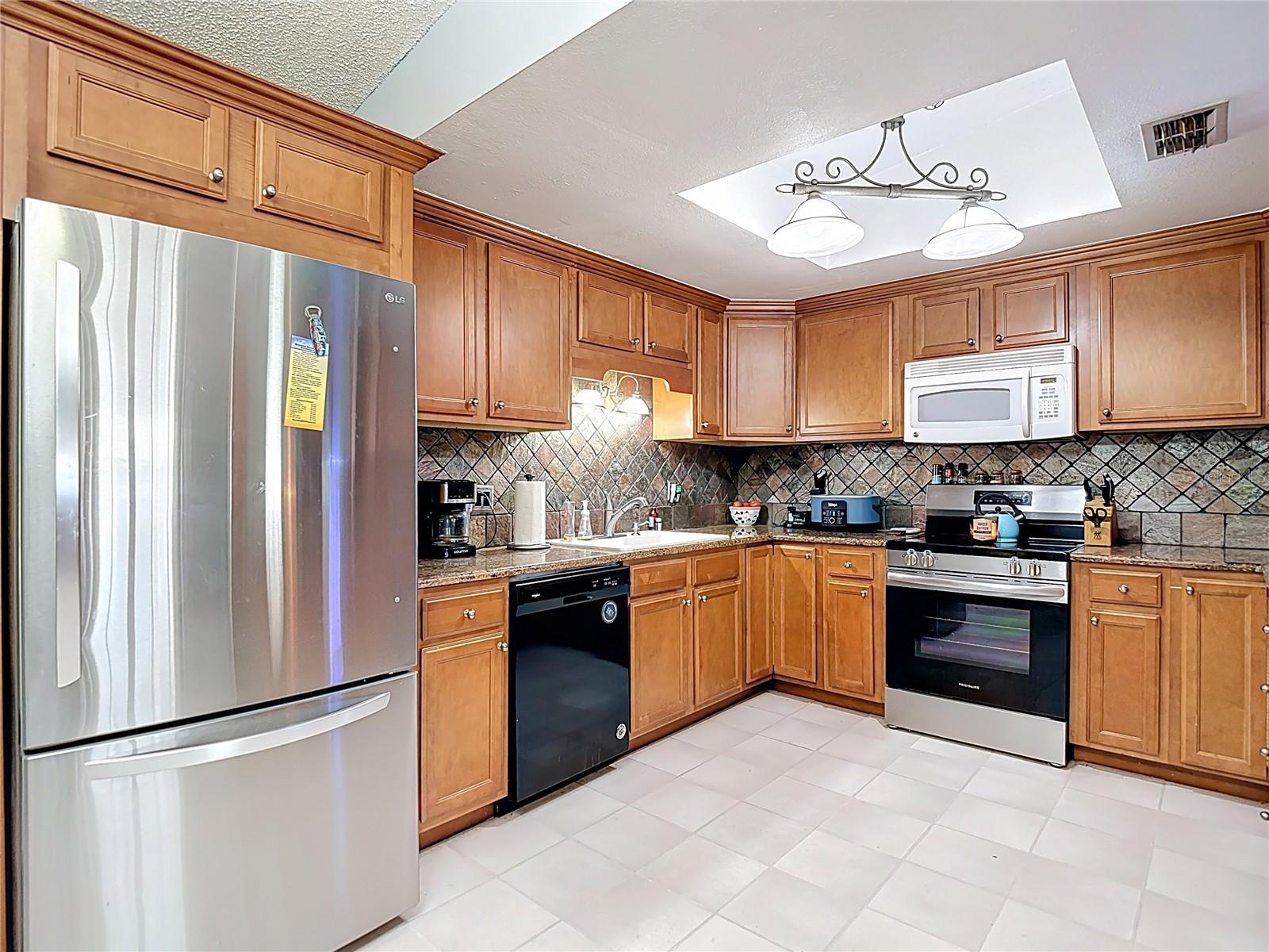 SOUTH CLINTON HEIGHTS UNREC - Residential