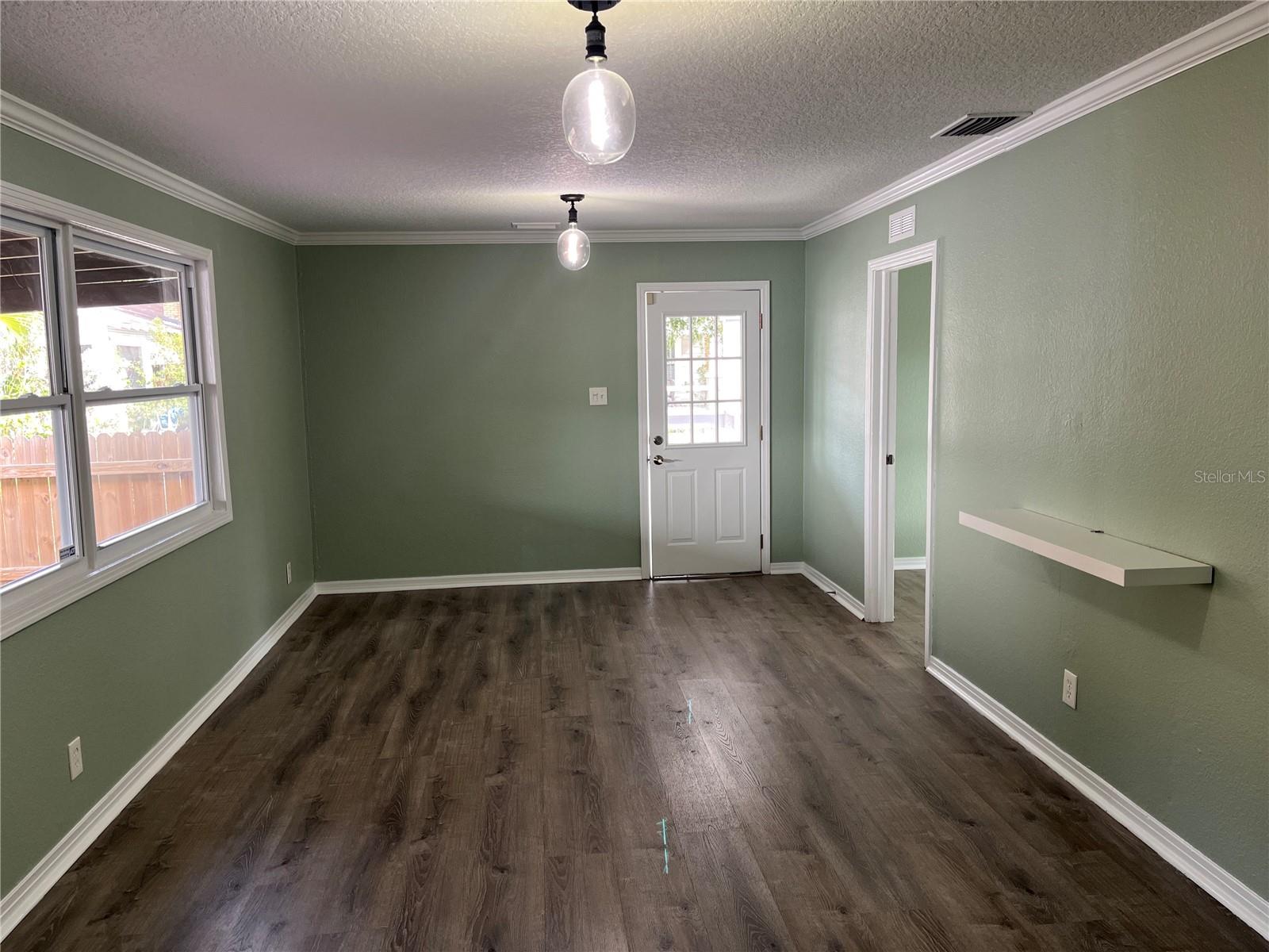 WESTERN HEIGHTS - Residential Lease