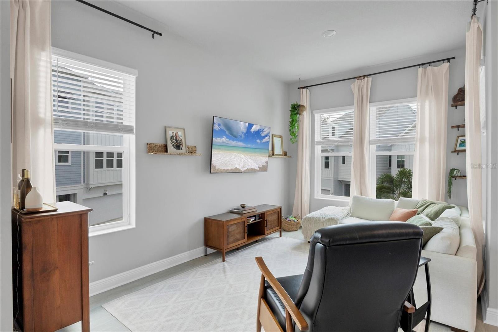 PAYNE PARK VILLAGE PH I - Residential Lease