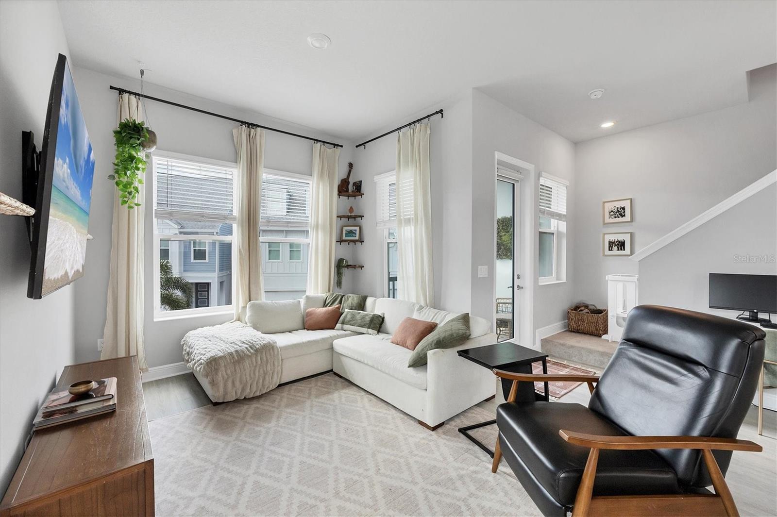PAYNE PARK VILLAGE PH I - Residential Lease