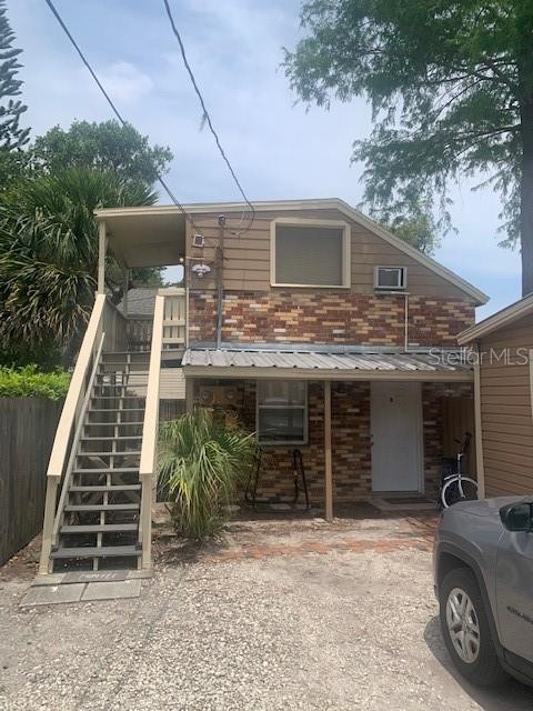 Great opportunity to stay in the lovely downtown Longwood Historic District. Cozy 1 bed/1bath Upstairs apartment. Steps away from downtown Longwood and SunRail Station. Walk to Reiter Park with Amphitheater, picnic areas and tennis courts. Conveniently located close to restaurants and shopping. Easy access to Interstate 4 and just a short drive to the beaches, Walt Disney World and other attractions. Close proximity to everything from this perfectly located home. ALSO AVAILABLE FOR WEEKLY RENTAL. All monies due upfront when booking. $80 cleaning fee. Approval of potential short term tenants subject to credit and background check. NO PETS ALLOWED.