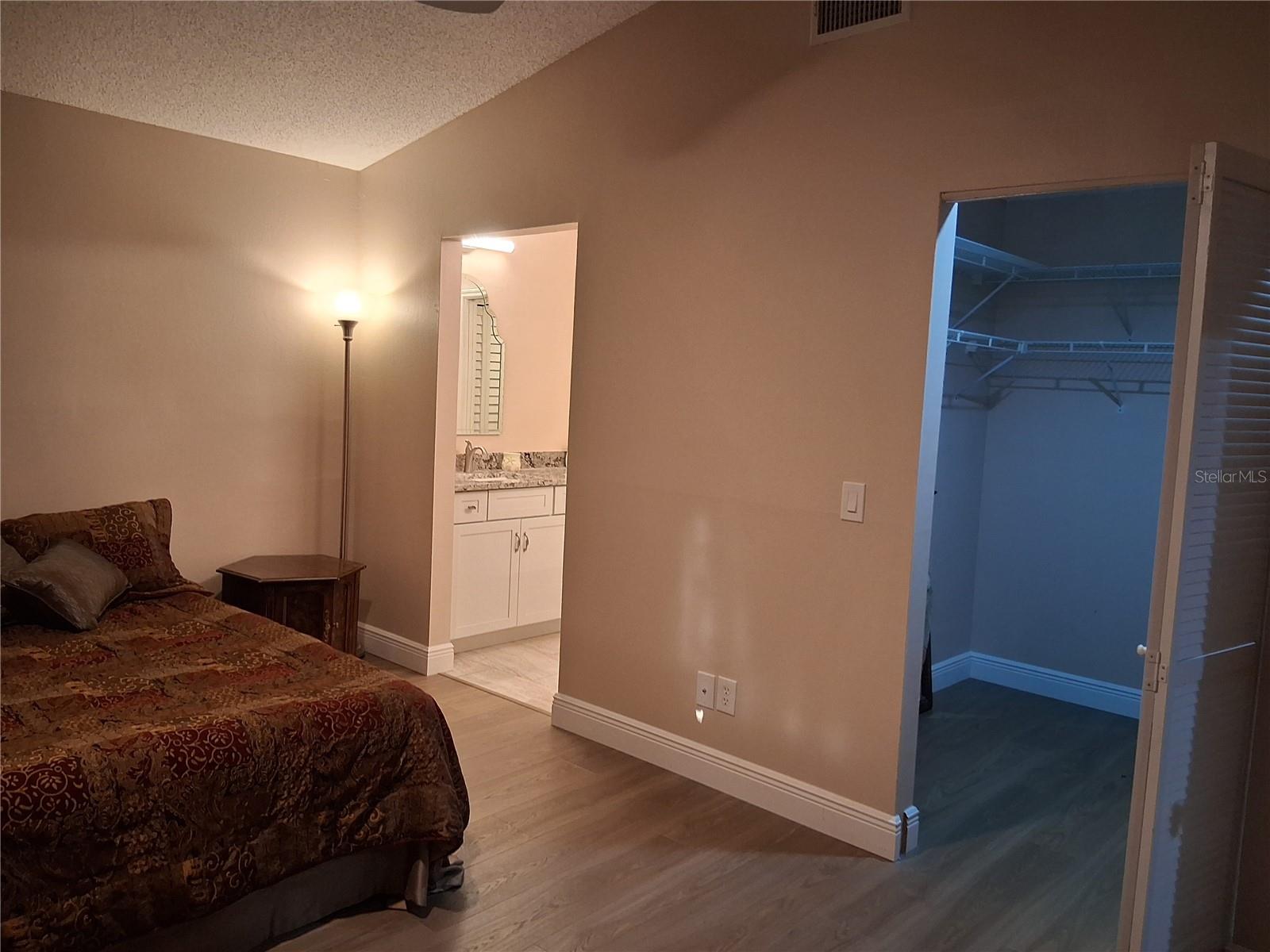 COUNTRY RUN UNIT 3 - Residential
