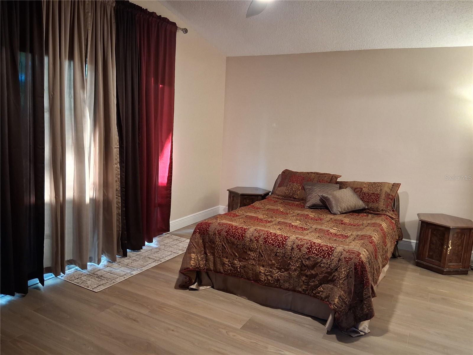 COUNTRY RUN UNIT 3 - Residential