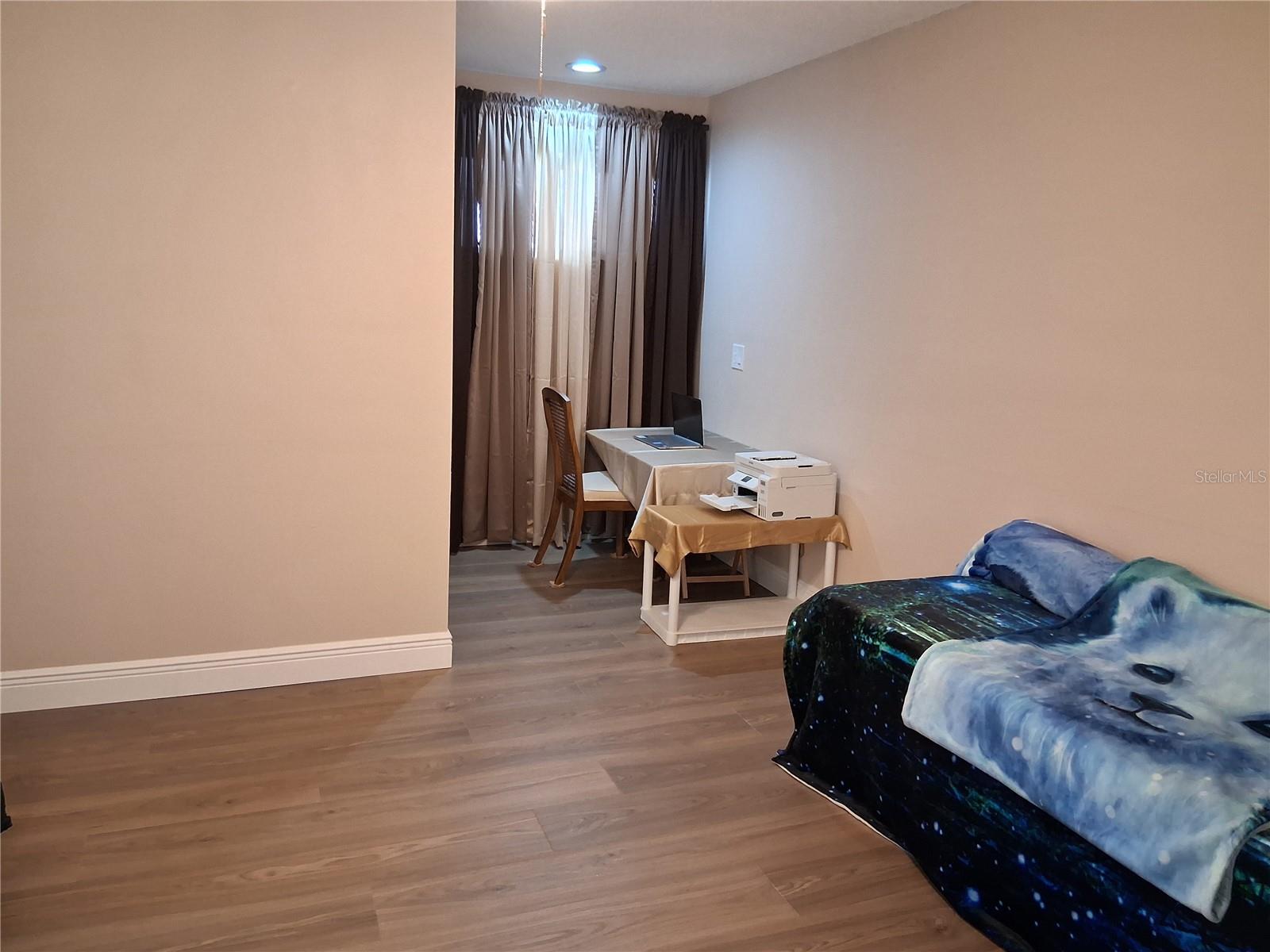 COUNTRY RUN UNIT 3 - Residential