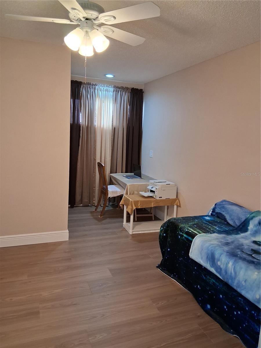 COUNTRY RUN UNIT 3 - Residential