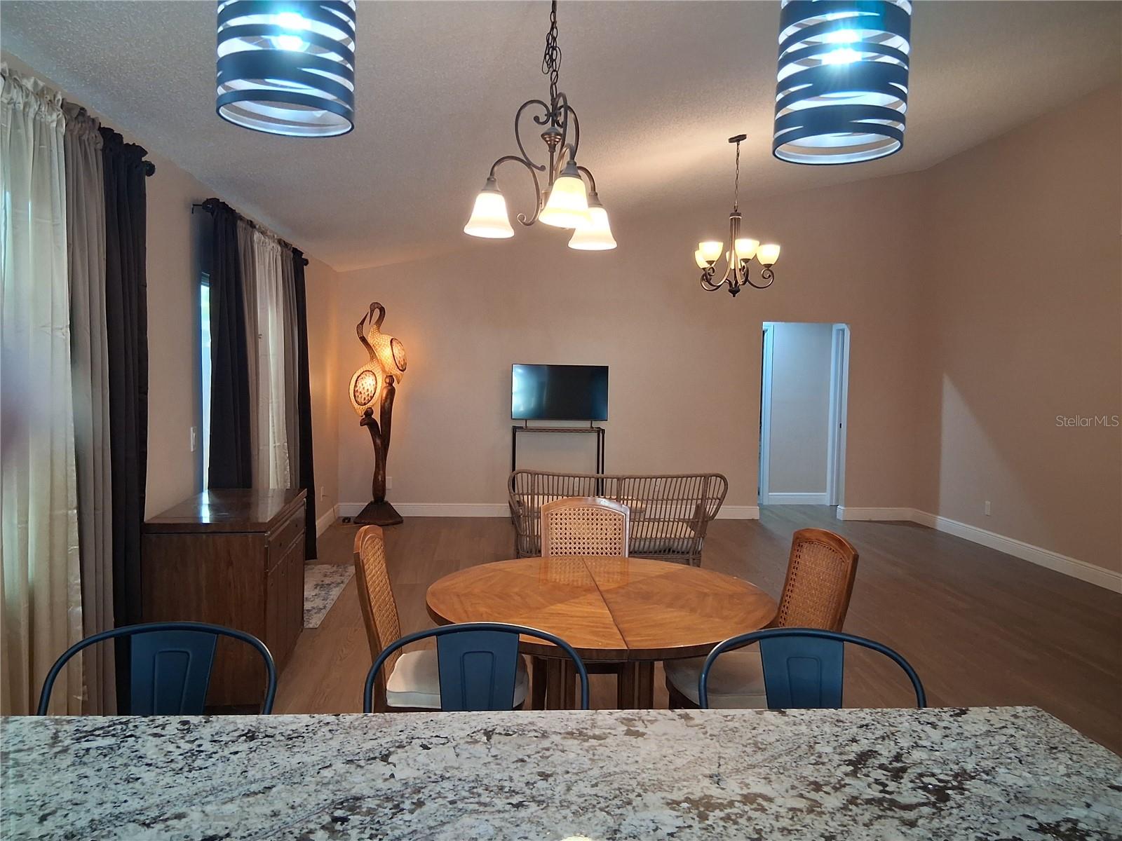 COUNTRY RUN UNIT 3 - Residential
