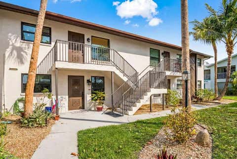 Photo of 3935 Country Club Boulevard #22, Cape Coral, FL 33904 (MLS # C7526542)