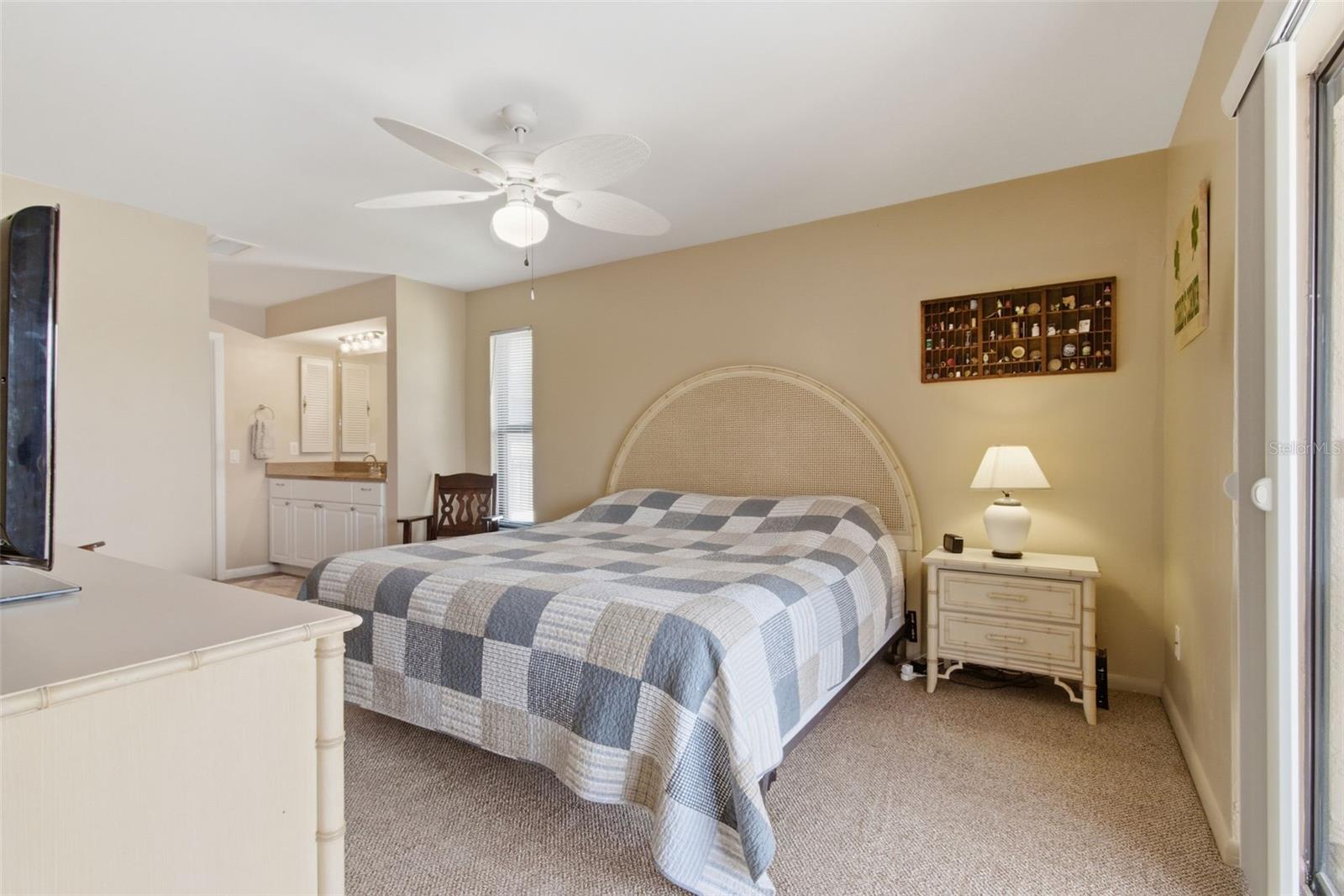 KATOVA WINDS CONDO - Residential