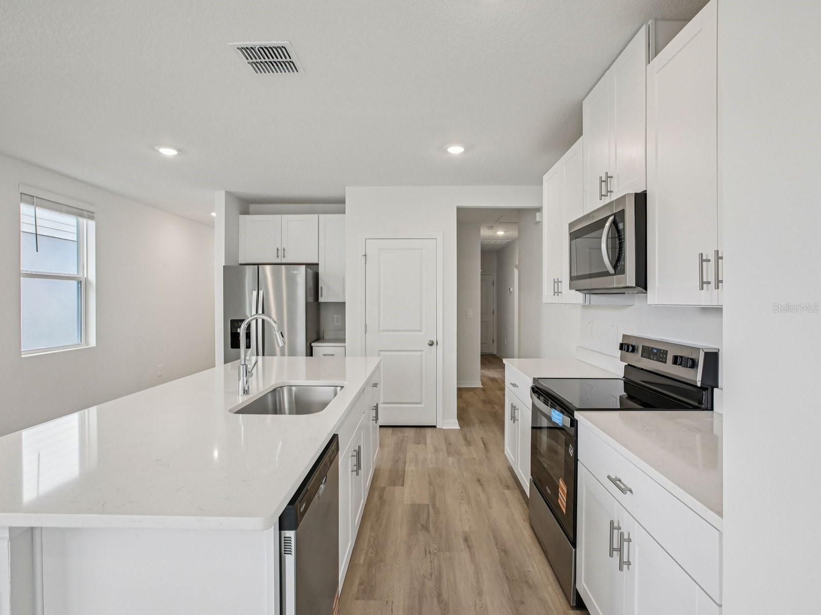BENTON HILLS - Residential