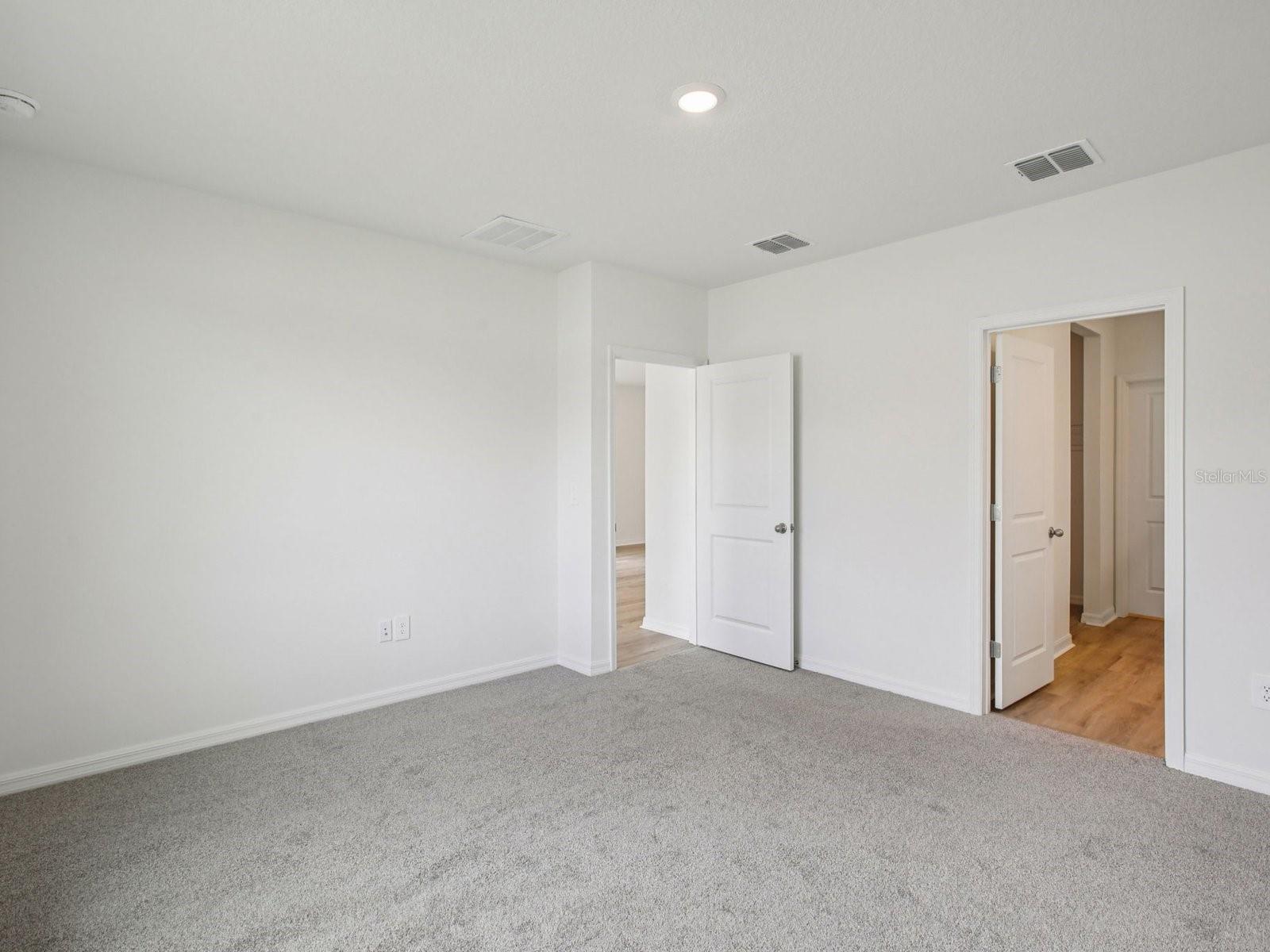 BENTON HILLS - Residential