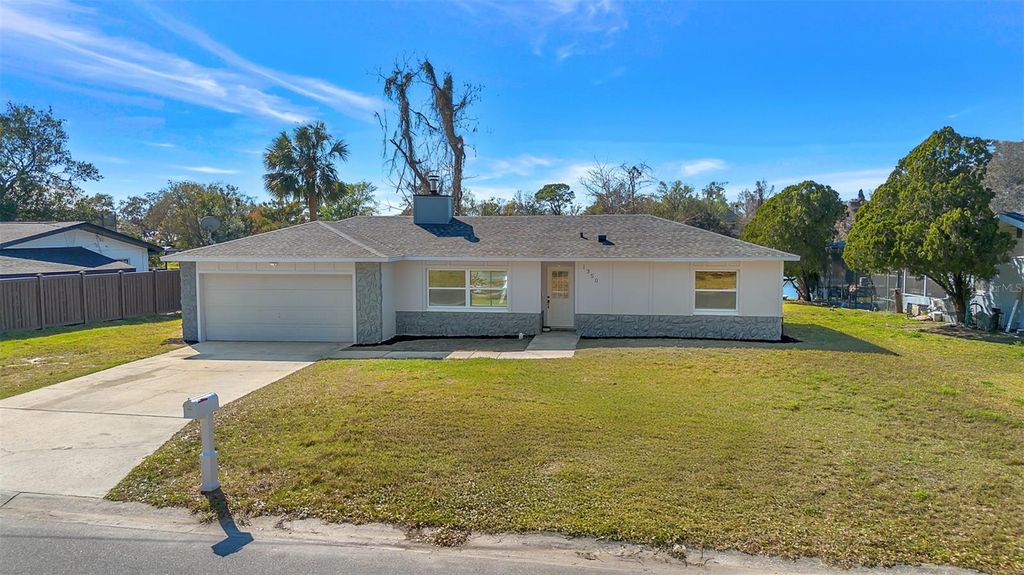 Photo of 1350 Lake Asher Circle, Apopka, FL 32703 (MLS # O6386028)