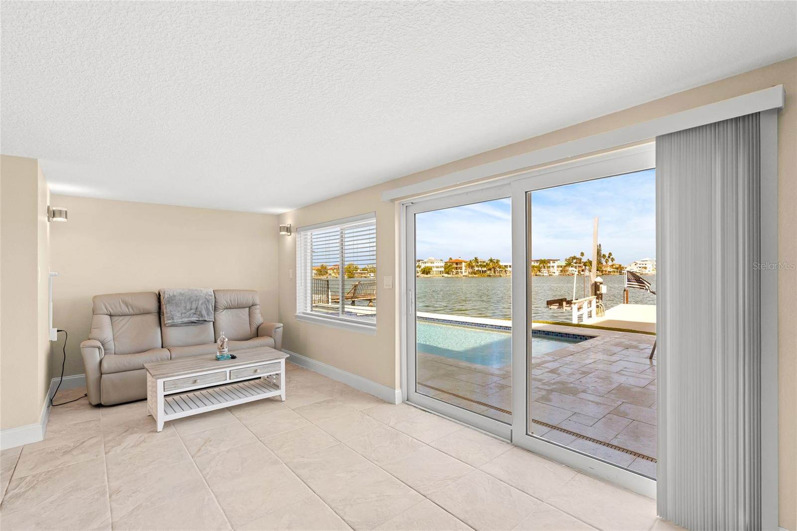 GULF SHORES 6TH ADD - Residential