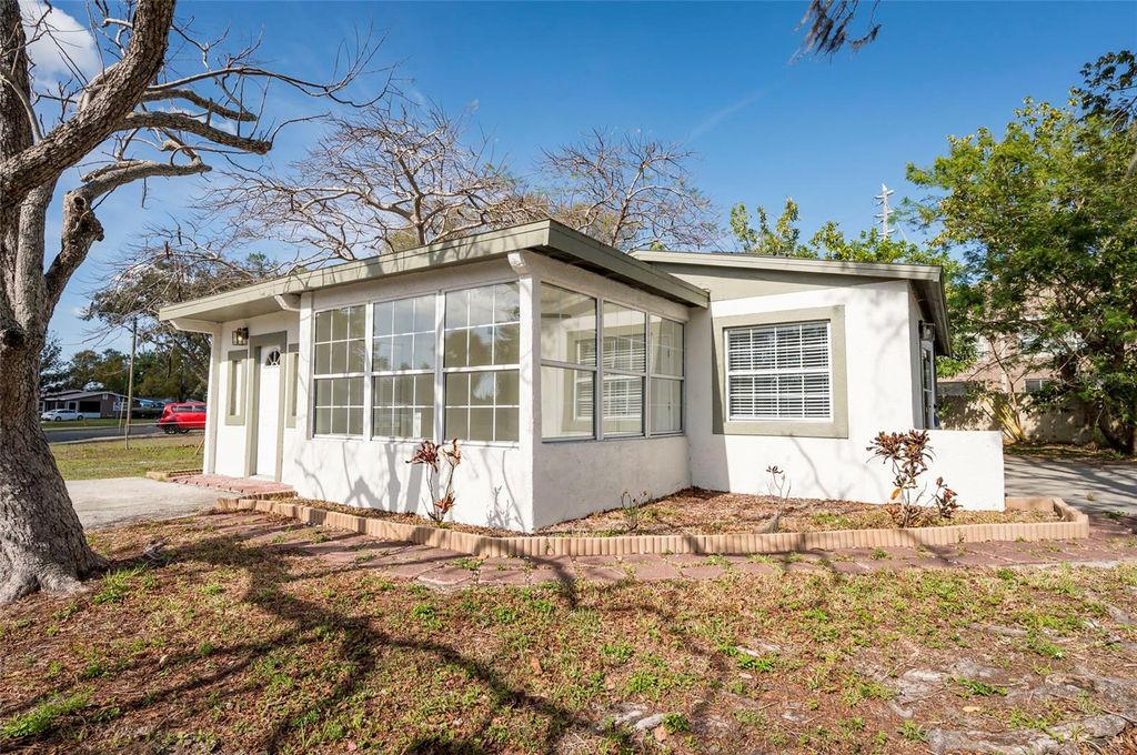 Photo of 6699 78th Avenue N, Pinellas Park, FL 33781 (MLS # TB8483605)