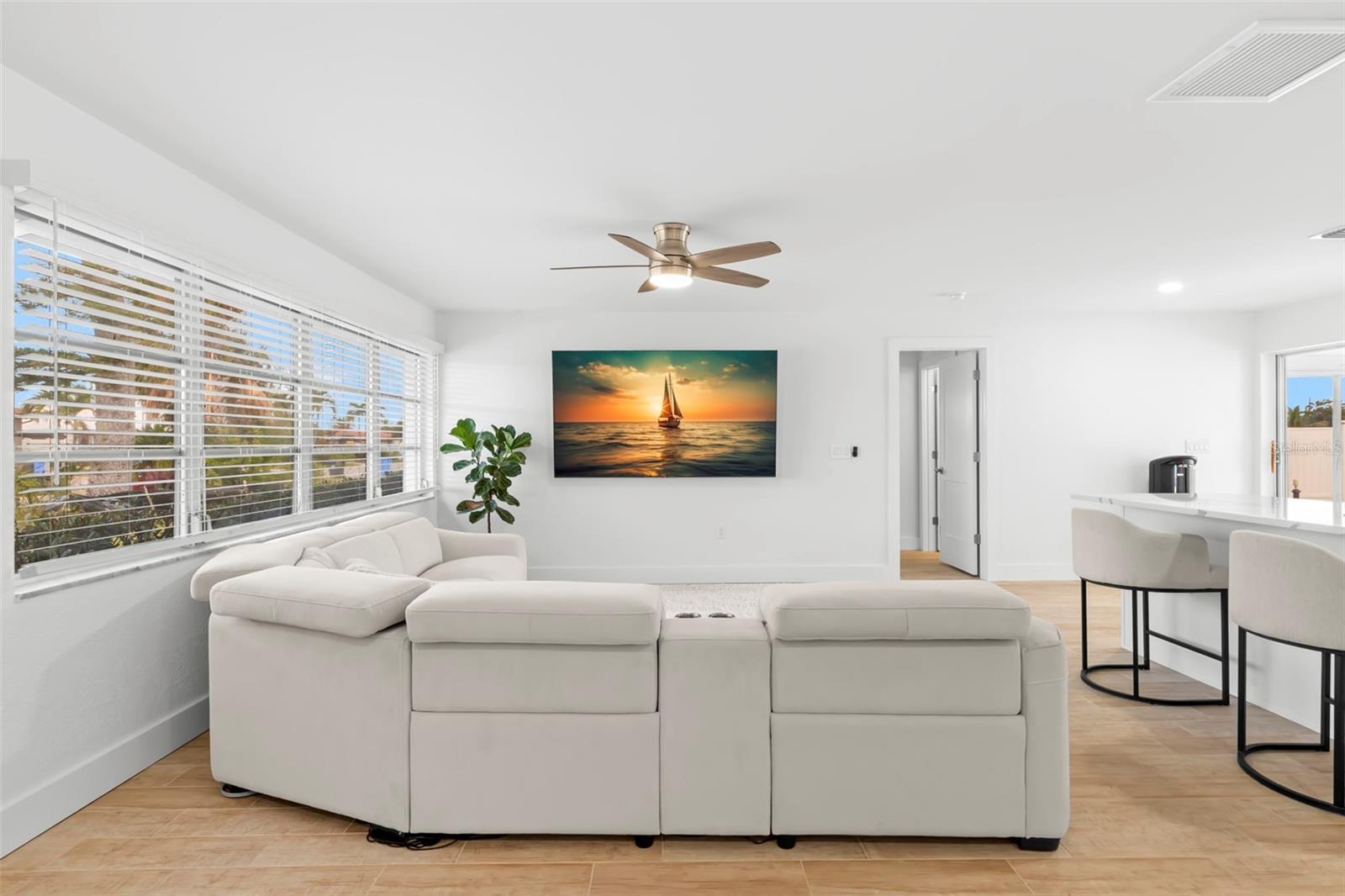 CAPRI ISLE SUB - Residential