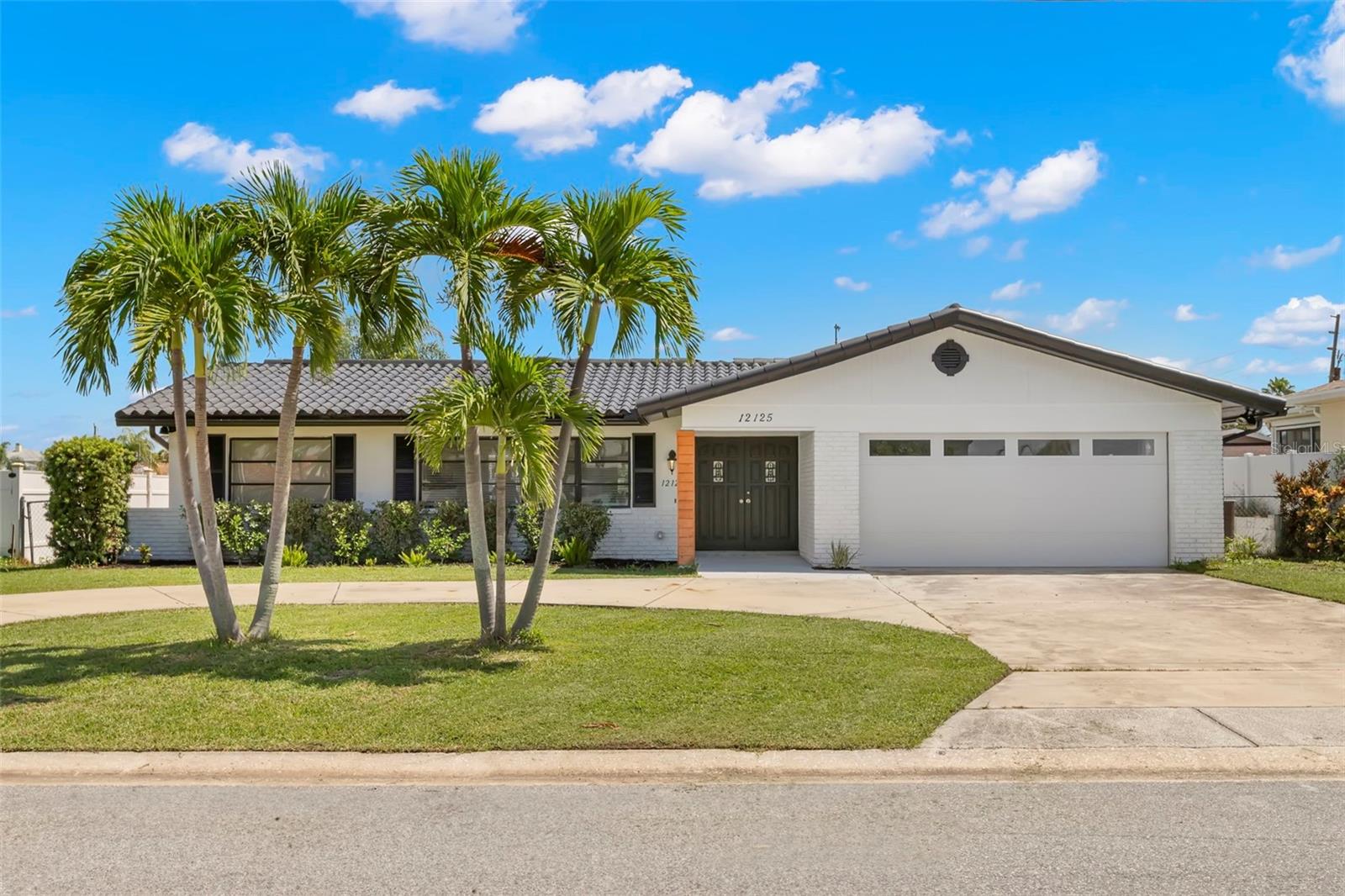 CAPRI ISLE SUB - Residential