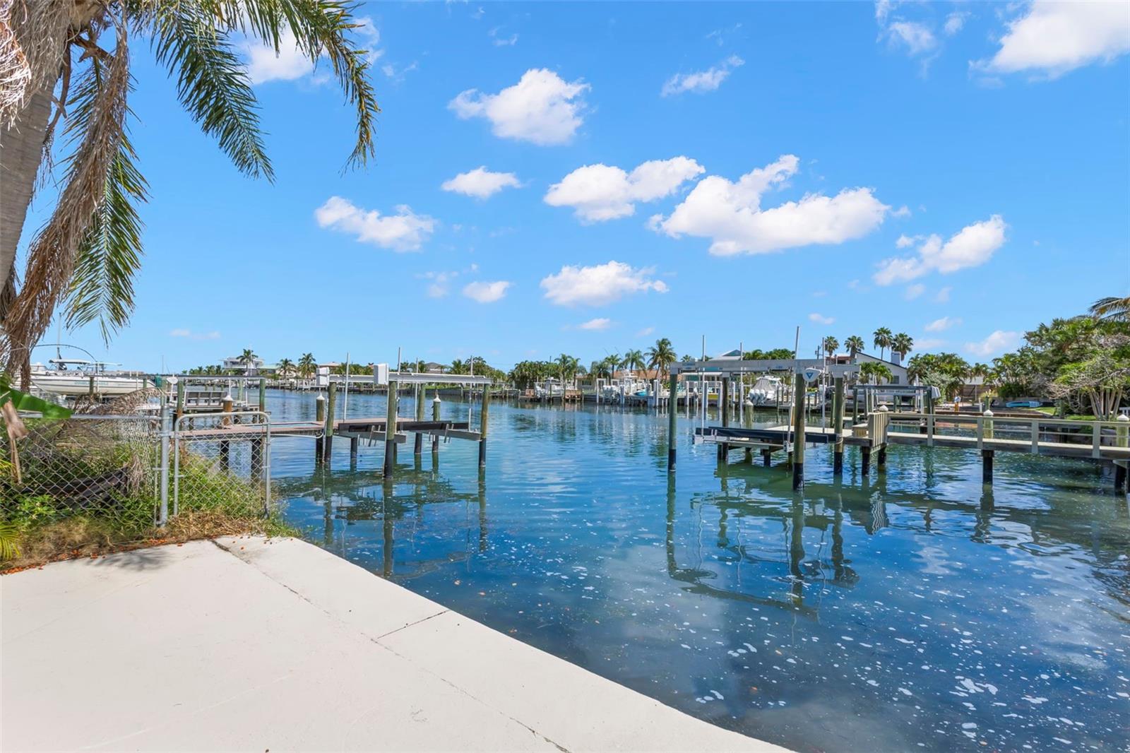 CAPRI ISLE SUB - Residential