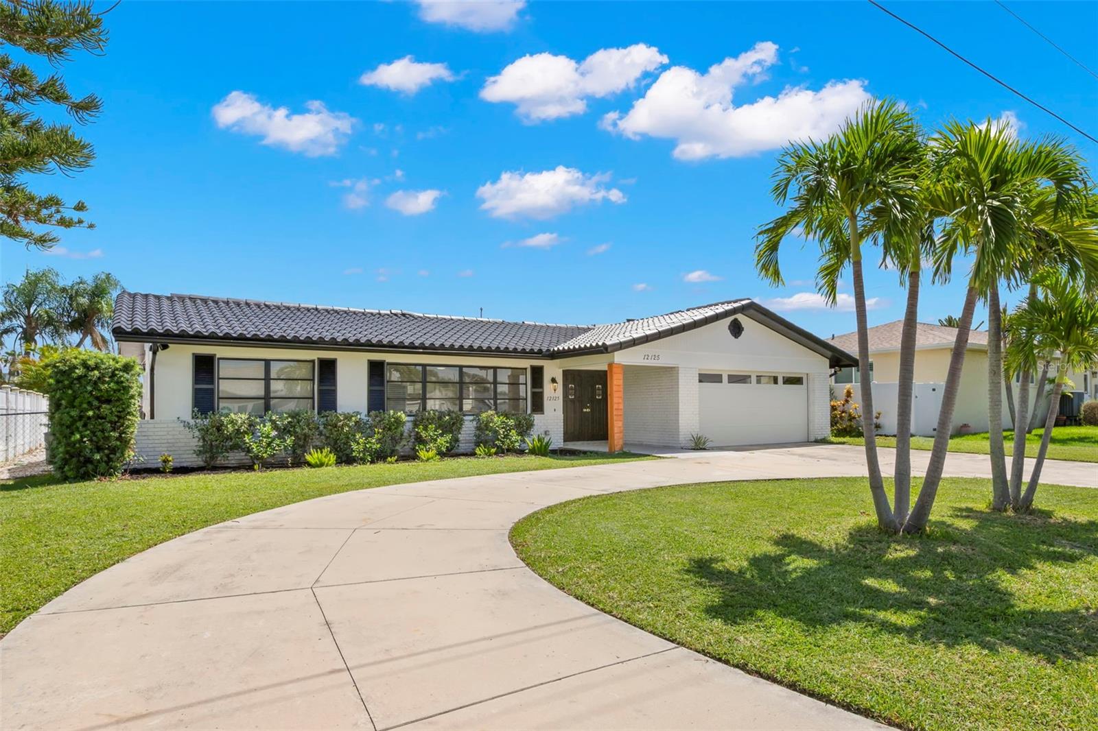 CAPRI ISLE SUB - Residential