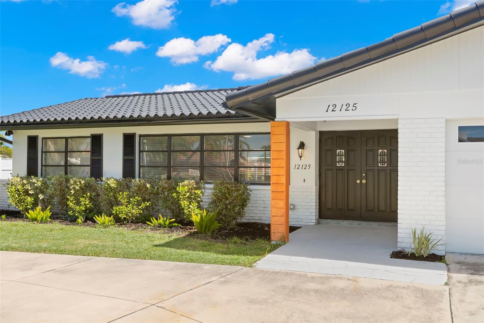 CAPRI ISLE SUB - Residential