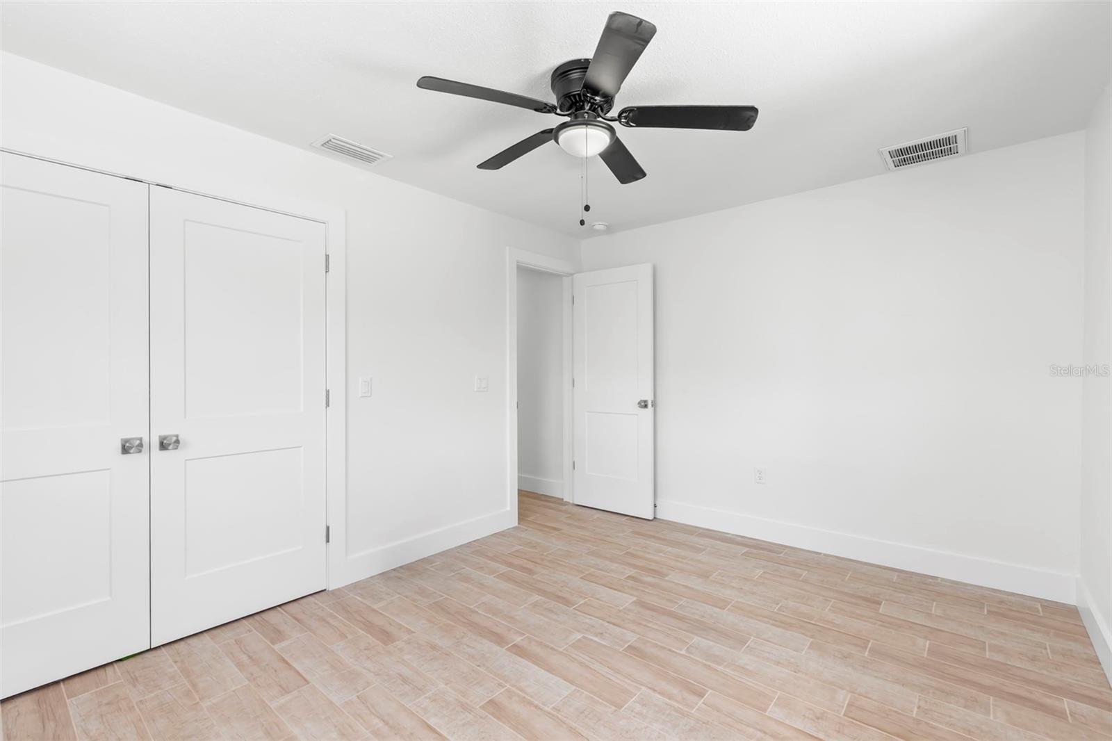 CAPRI ISLE SUB - Residential
