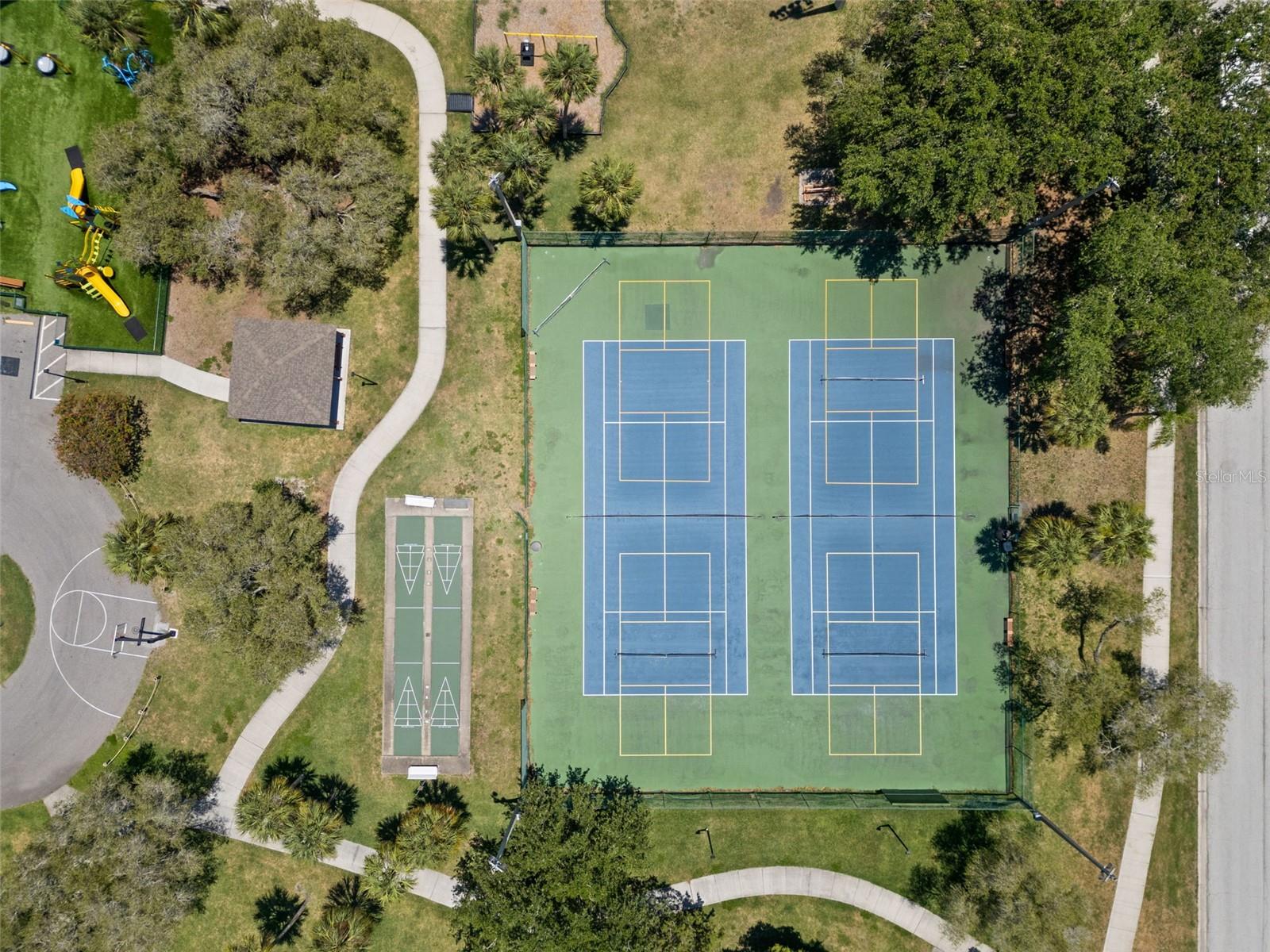 CAPRI ISLE SUB - Residential