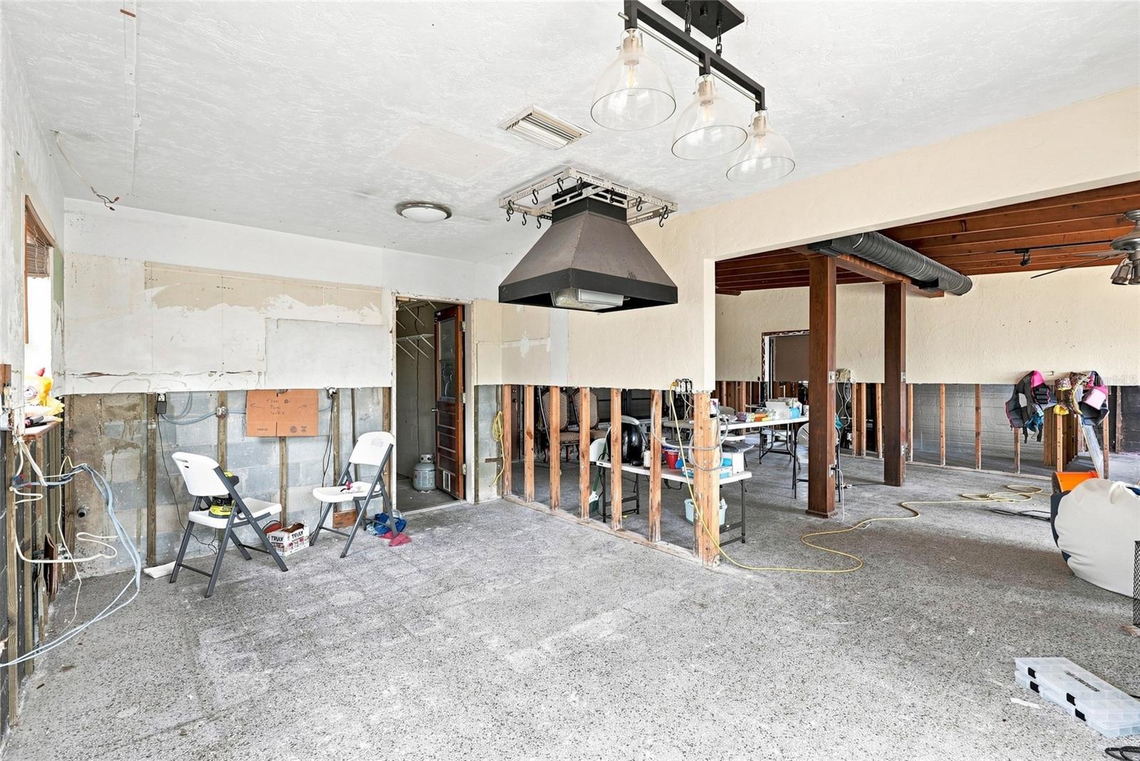 639 NORMANDY ROAD