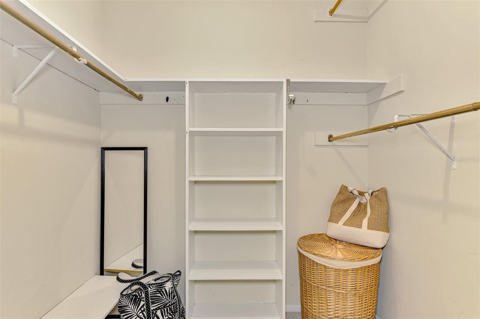 VENICE GARDENS - Residential