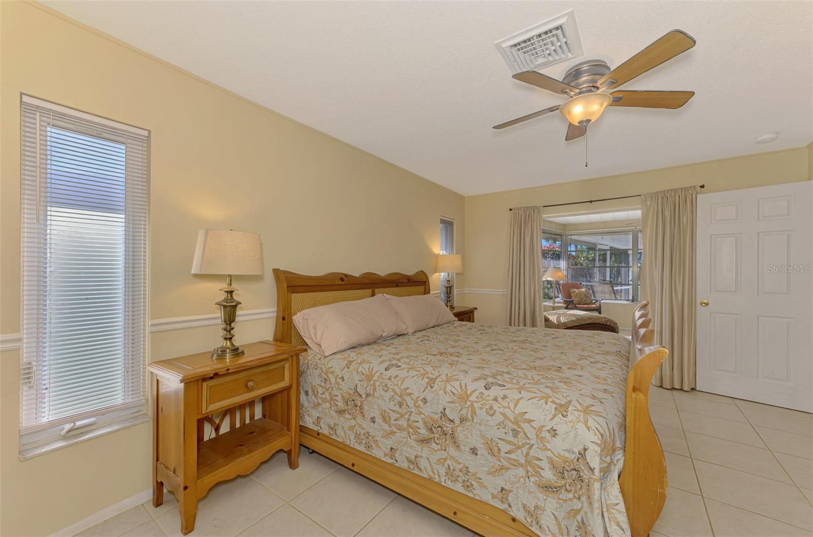 VENICE GARDENS - Residential