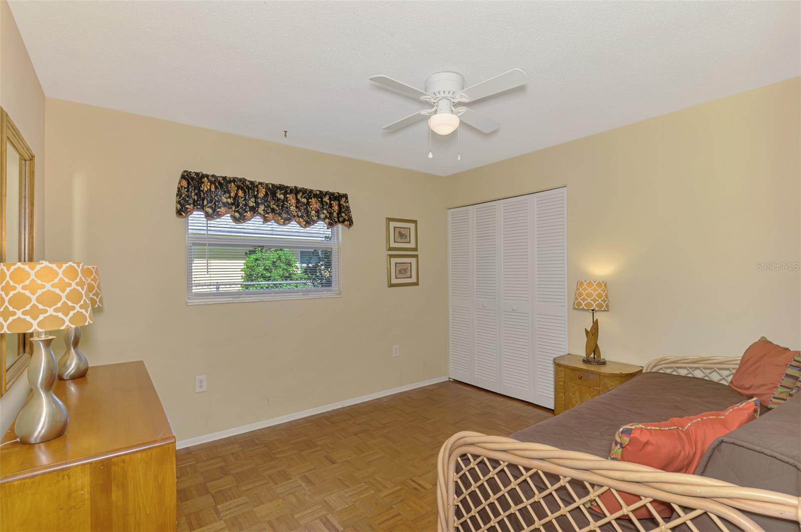 VENICE GARDENS - Residential