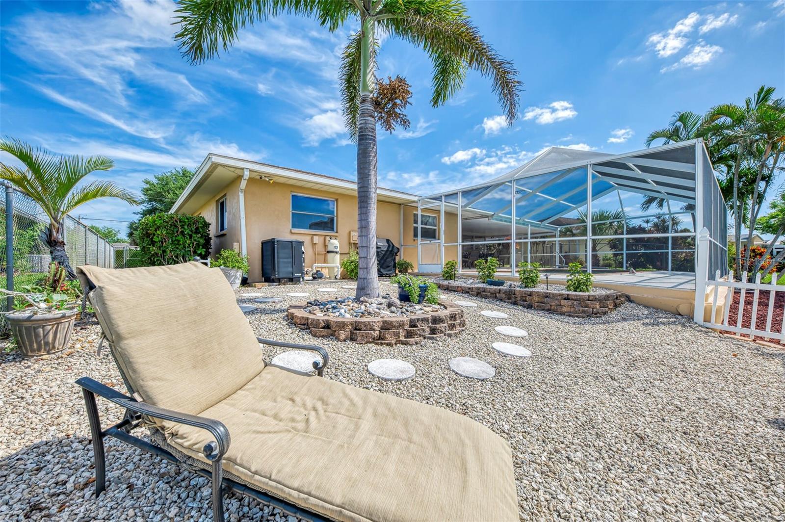 VENICE GARDENS - Residential