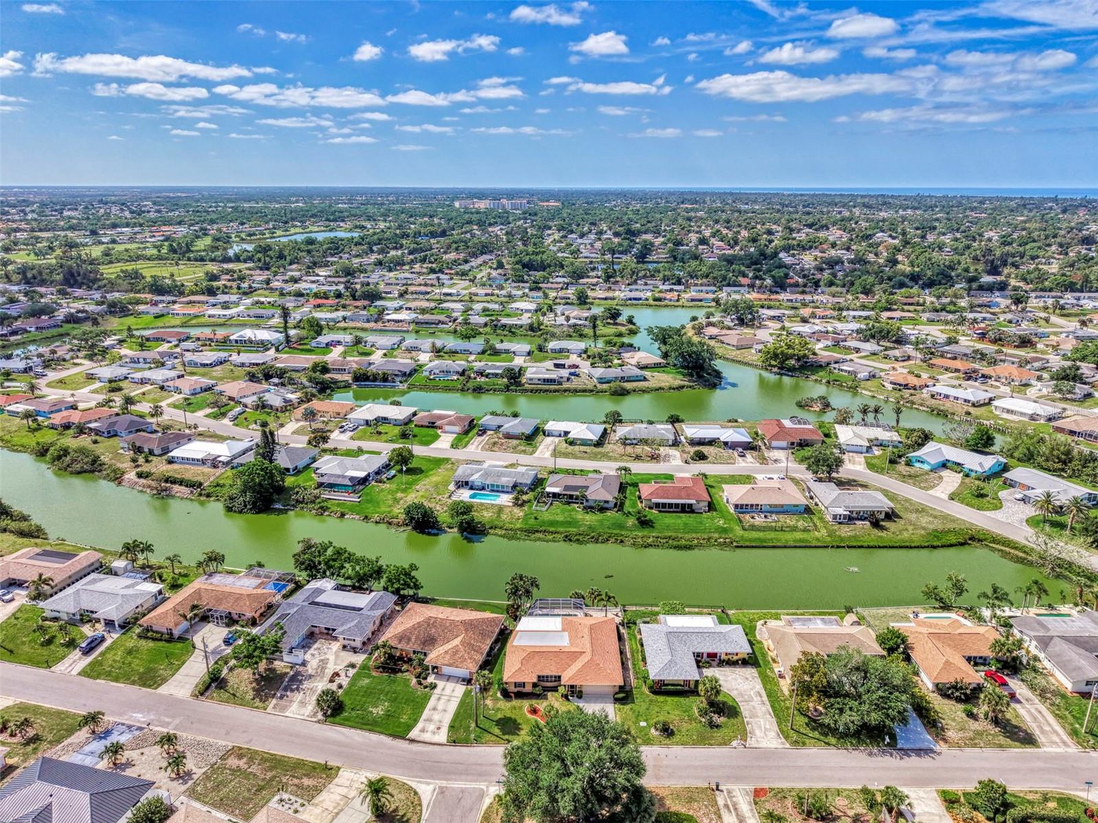 VENICE GARDENS - Residential