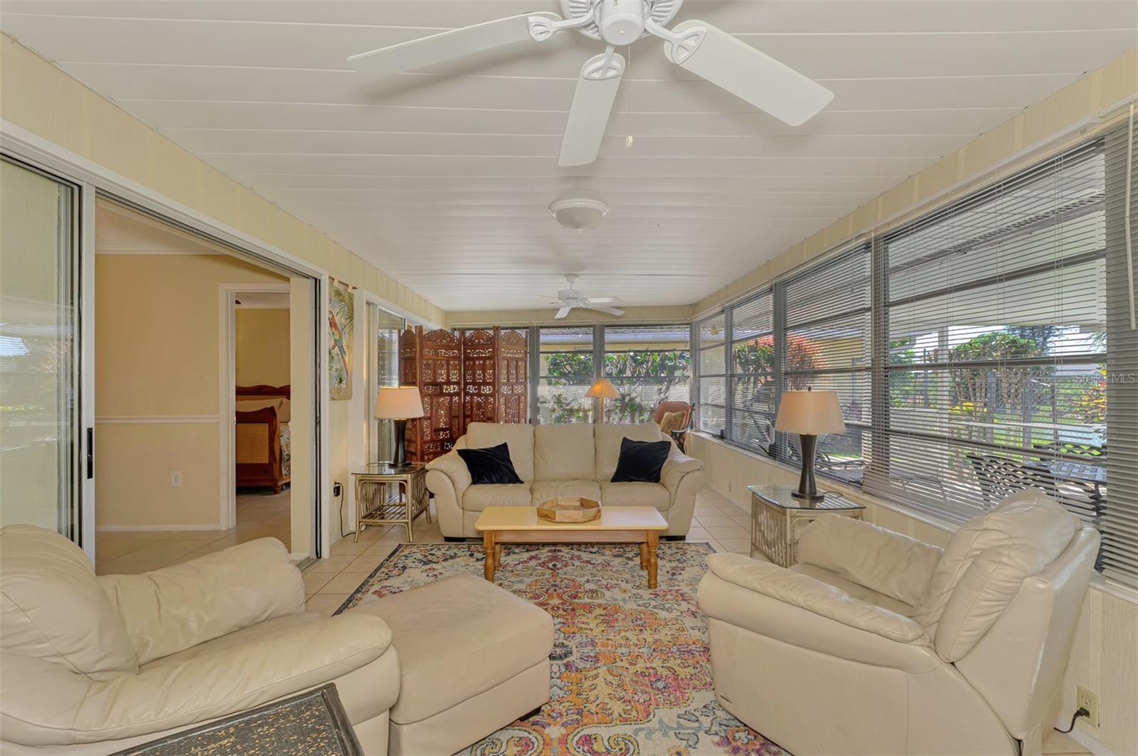 VENICE GARDENS - Residential