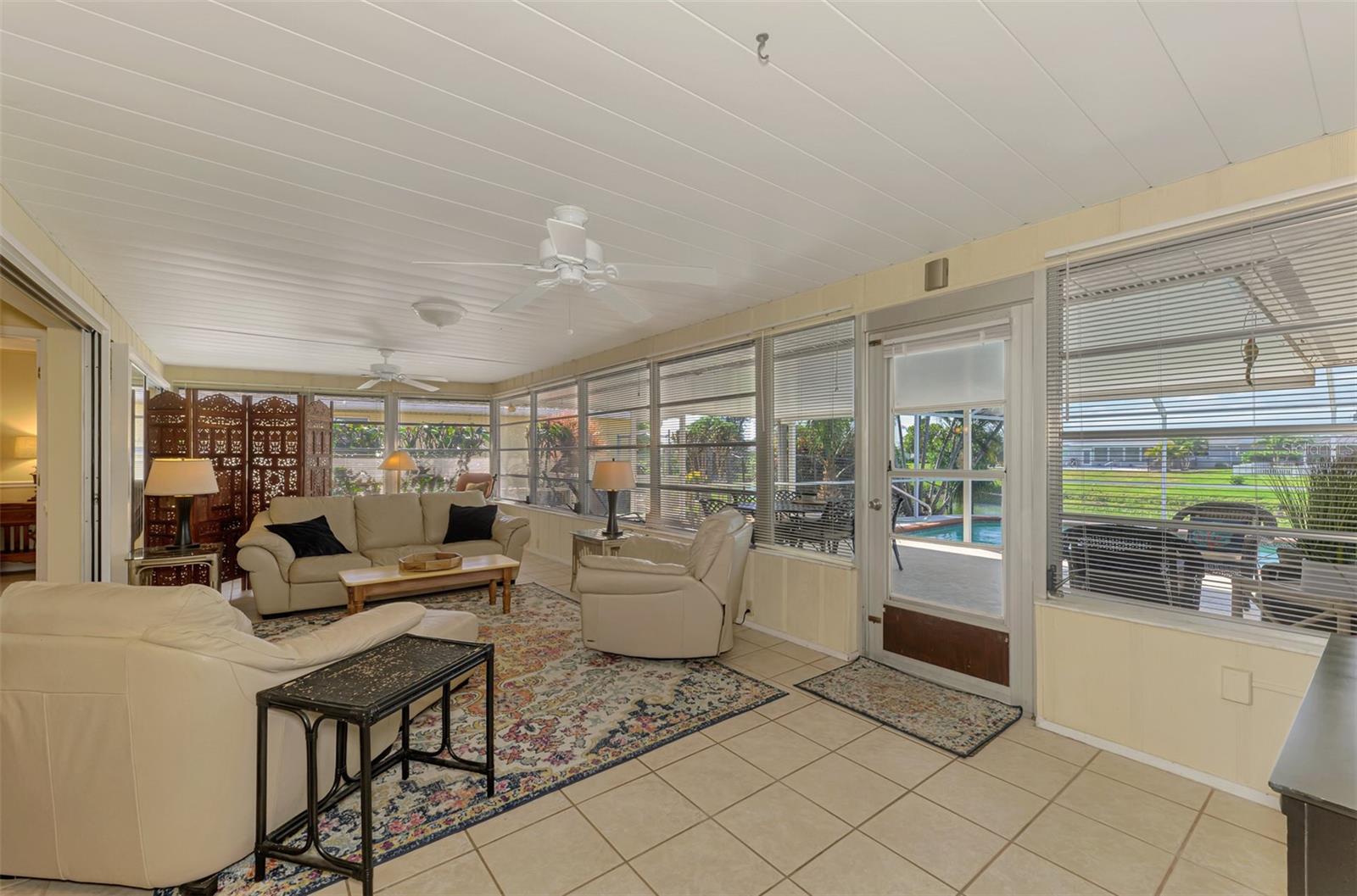 VENICE GARDENS - Residential