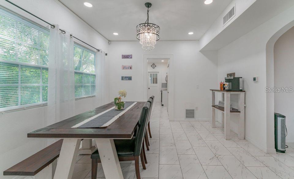 CREST LAKE SUB - Residential