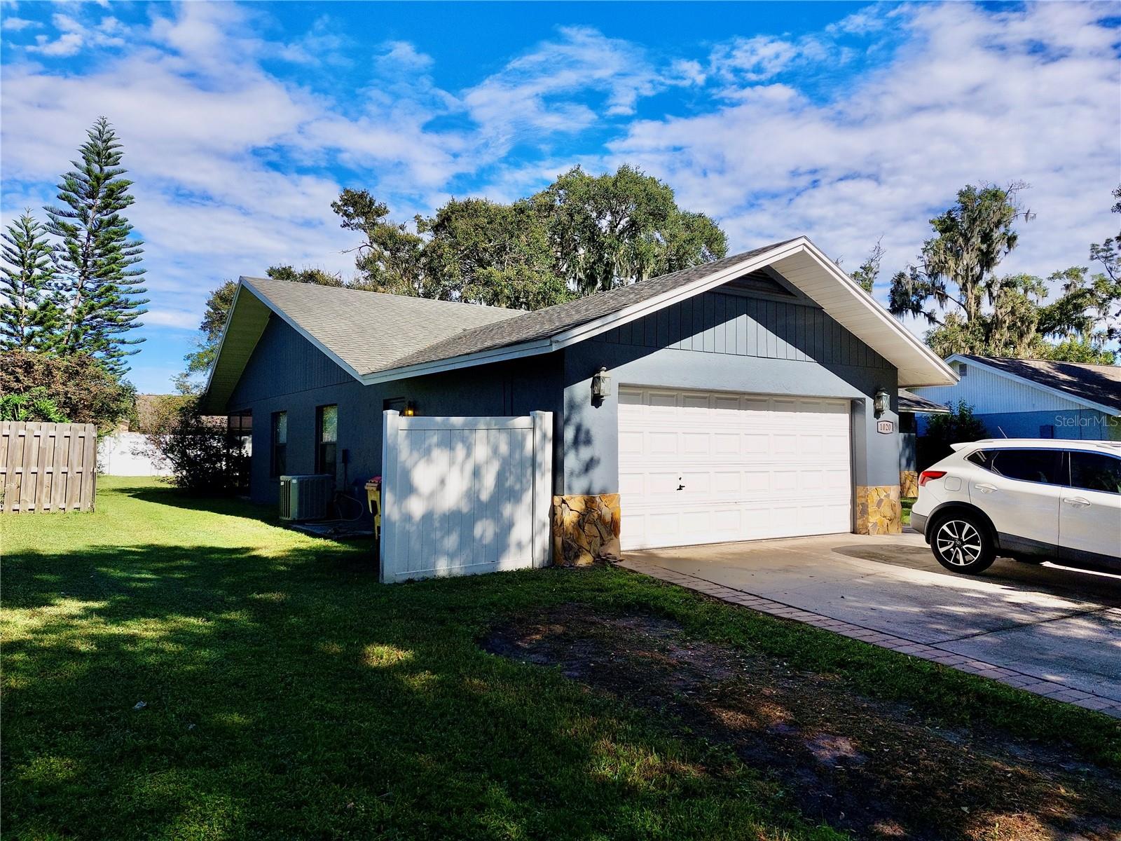 WOODFIELD VILLAGE UNIT 3 - Residential