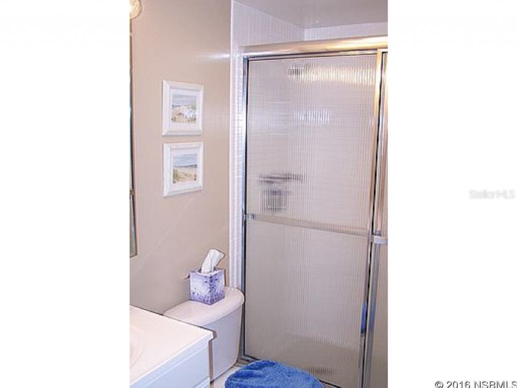 Southeaster Condo 02 - Residential