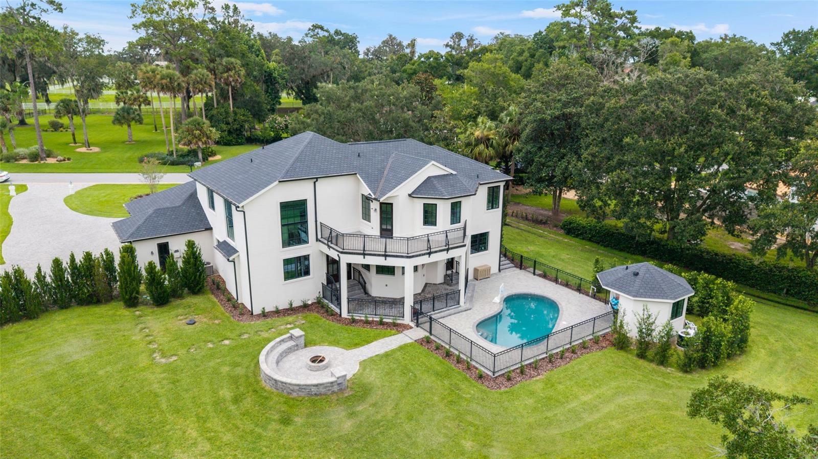 COUNTRY CLUB/OCALA UN 02 - Residential
