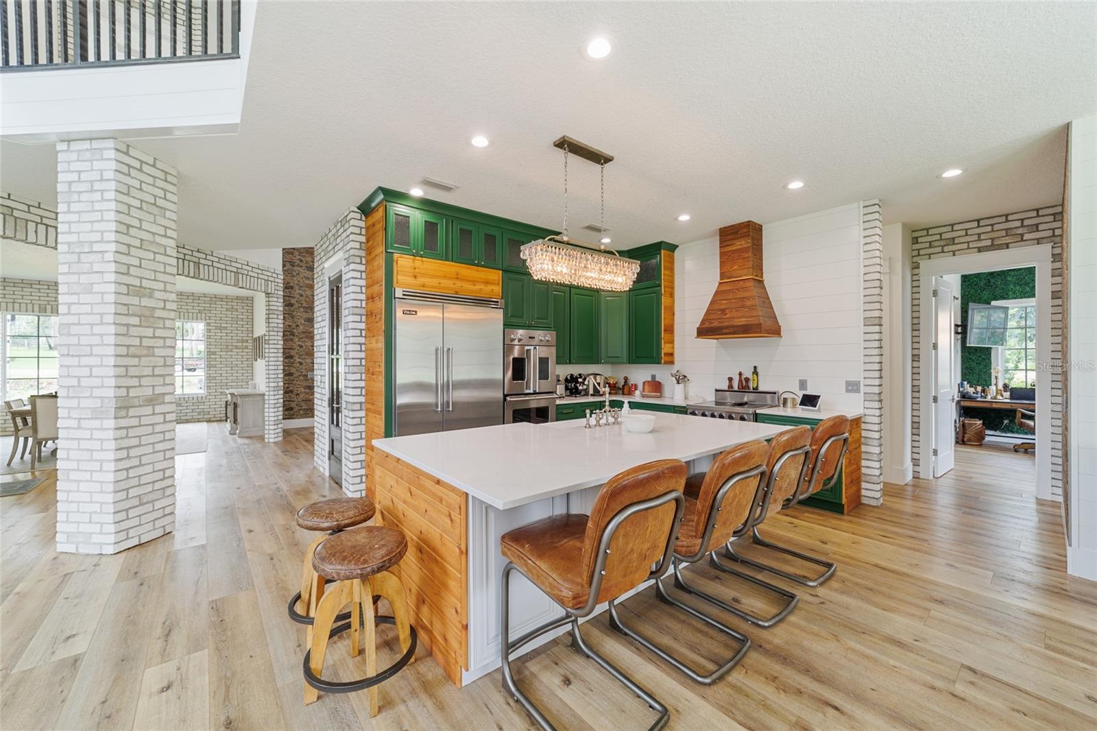 COUNTRY CLUB/OCALA UN 02 - Residential